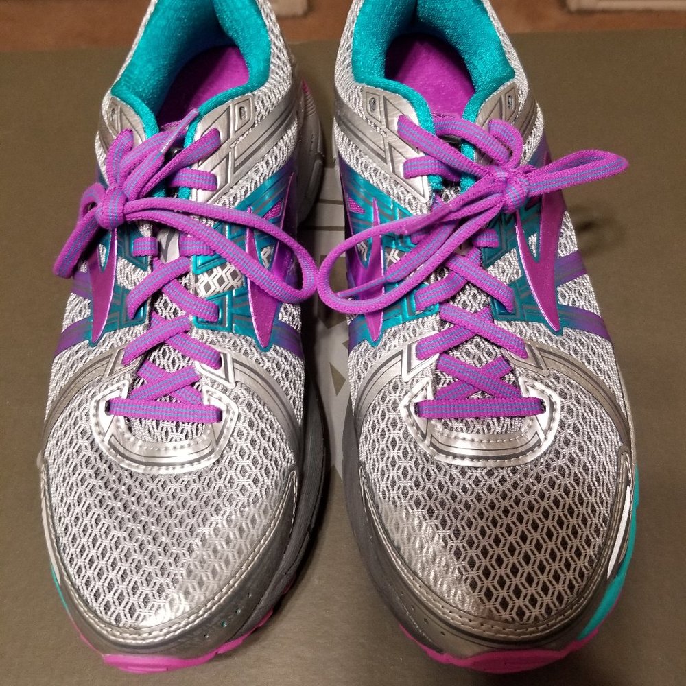 Brooks Running Sneakers
